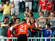 Bóng đá anh, ngoại hạng anh, lịch thi đấu euro 2012, 'Chân dài' bốc lửa ở Super League